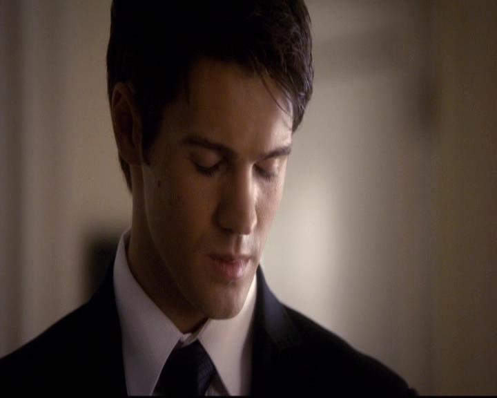 VampireDiariesWorld-dot-org_2x21TheSunAlsoRises1987.jpg VampireDiariesWorld-dot-org_2x21TheSunAlsoRises1987.jpg