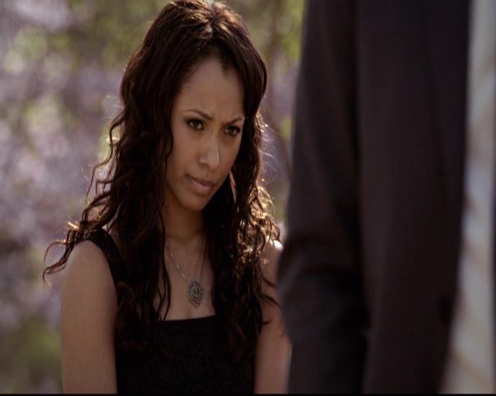VampireDiariesWorld-dot-org_2x21TheSunAlsoRises2113.jpg