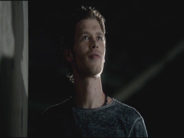 VampireDiariesWorld-dot-org-TVD_3x03TheEndOfTheAffair0083.jpg