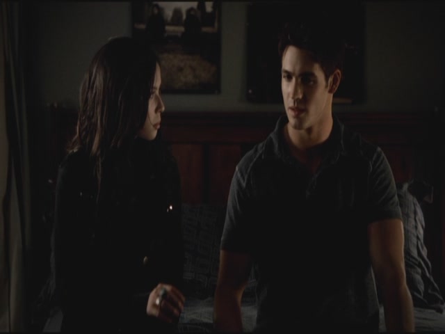VampireDiariesWorld-dot-org-S3TVD_3x06SmellsLikeTeenSpirit2192.jpg VampireDiariesWorld-dot-org-S3TVD_3x06SmellsLikeTeenSpirit2192.jpg