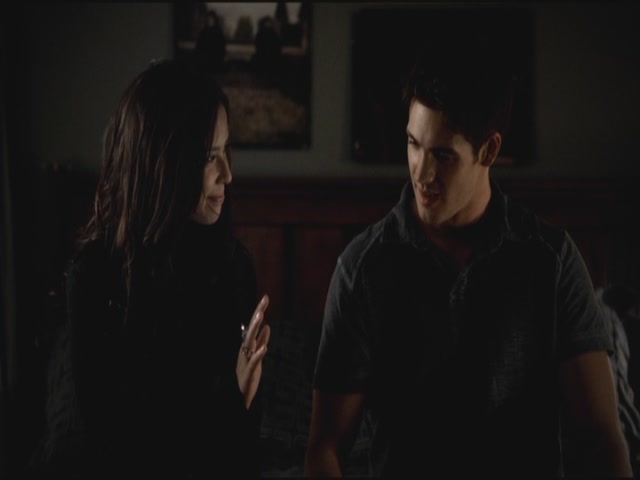 VampireDiariesWorld-dot-org-S3TVD_3x06SmellsLikeTeenSpirit2196.jpg VampireDiariesWorld-dot-org-S3TVD_3x06SmellsLikeTeenSpirit2196.jpg