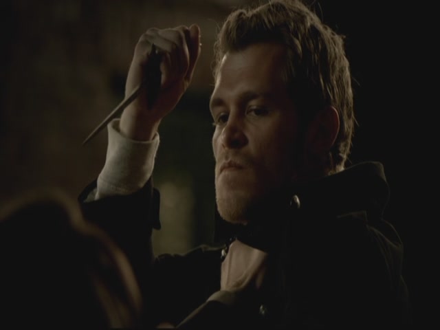 VampireDiariesWorld-dot-org-S3TVD_3x13BringingOutTheDead0034.jpg