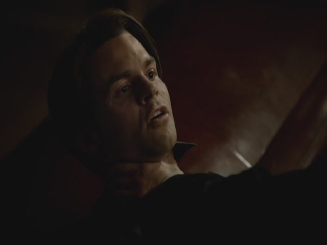 VampireDiariesWorld-dot-org-S3TVD_3x13BringingOutTheDead0037.jpg
