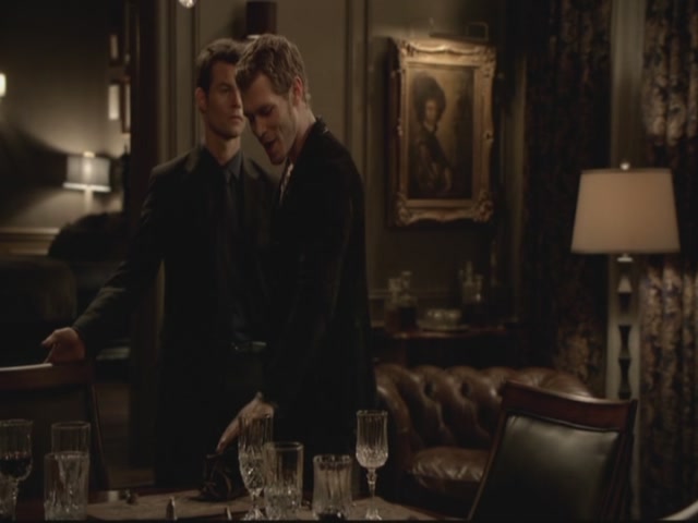 VampireDiariesWorld-dot-org-S3TVD_3x13BringingOutTheDead1644.jpg
