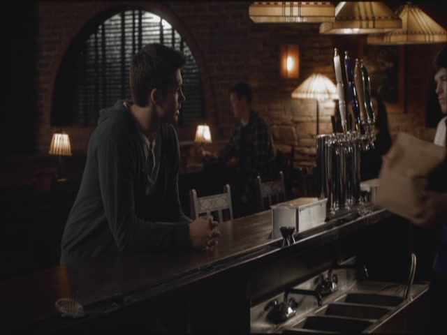 VampireDiariesWorld-dot-org-S3TVD_3x22TheDeparted0375.jpg