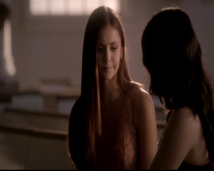 VampireDiariesWorld-dot-org_4x02Memorial0806.jpg