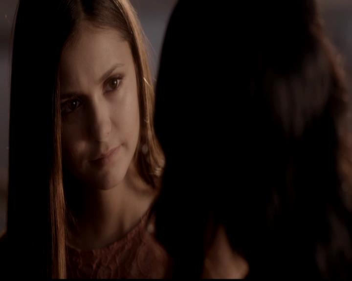 VampireDiariesWorld-dot-org_4x02Memorial0869.jpg