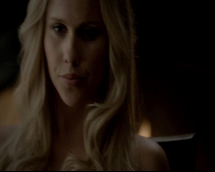VampireDiariesWorld-dot-org_4x04TheFive1218.jpg