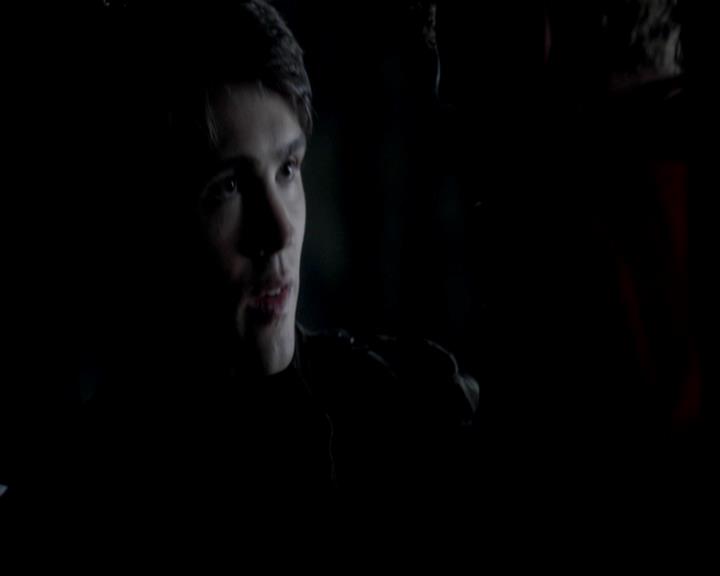VampireDiariesWorld-dot-org_4x11CatchMeIfYouCan0125.jpg