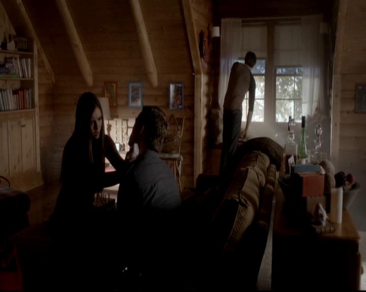 VampireDiariesWorld-dot-org_4x11CatchMeIfYouCan0198.jpg