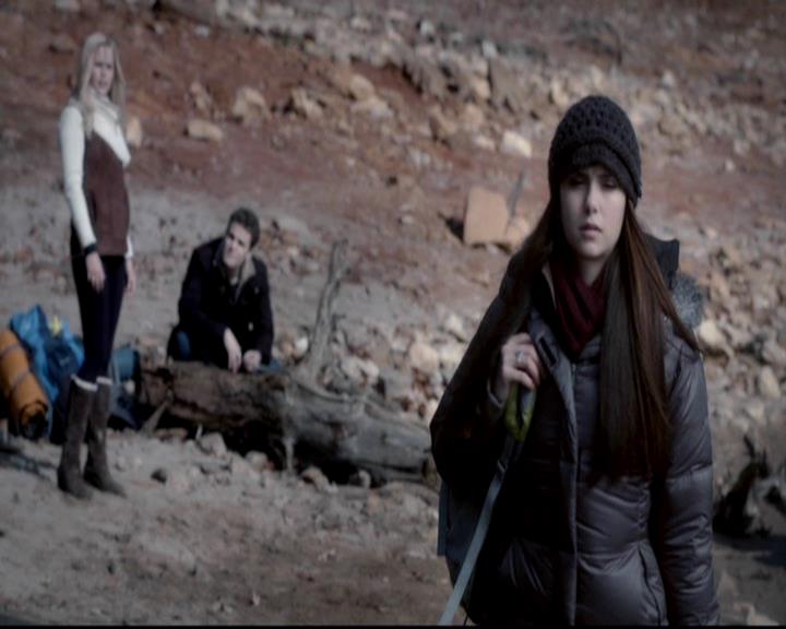 VampireDiariesWorld-dot-org_4x13IntoTheWild0193.jpg