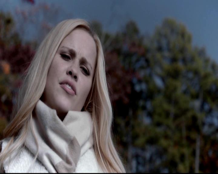 VampireDiariesWorld-dot-org_4x13IntoTheWild0203.jpg