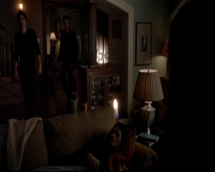 VampireDiariesWorld-dot-org_4x15StandByMe2196.jpg