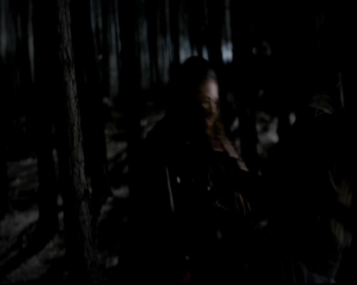 VampireDiariesWorld-dot-org_4x16BringItOn1852.jpg
