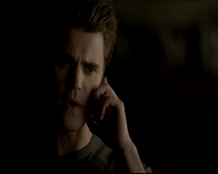 VampireDiariesWorld-dot-org_4x16BringItOn2250.jpg