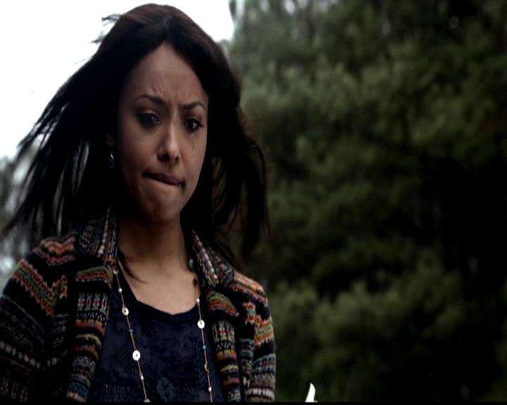 VampireDiariesWorld-dot-org_4x19PicturesOfYou0018.jpg