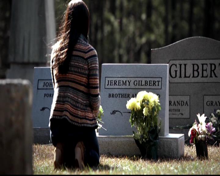 VampireDiariesWorld-dot-org_4x19PicturesOfYou0021.jpg