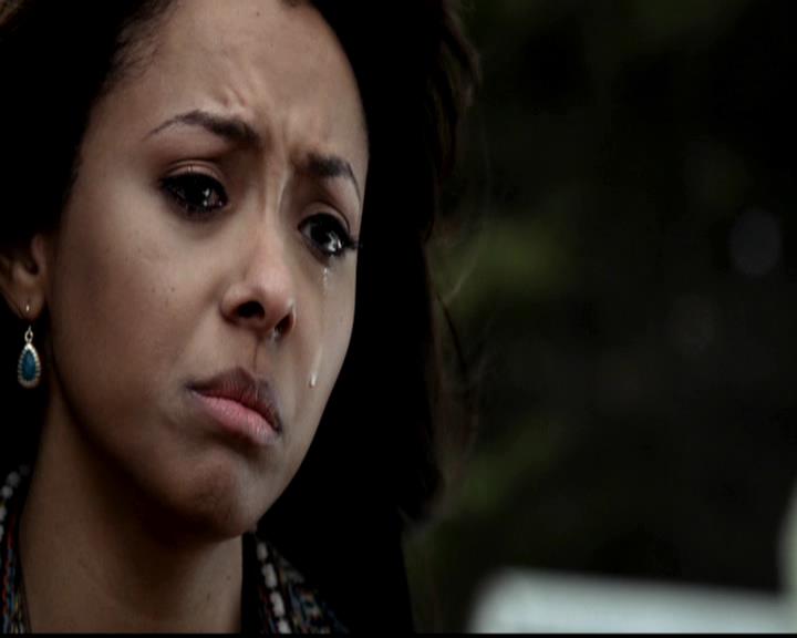 VampireDiariesWorld-dot-org_4x19PicturesOfYou0046.jpg
