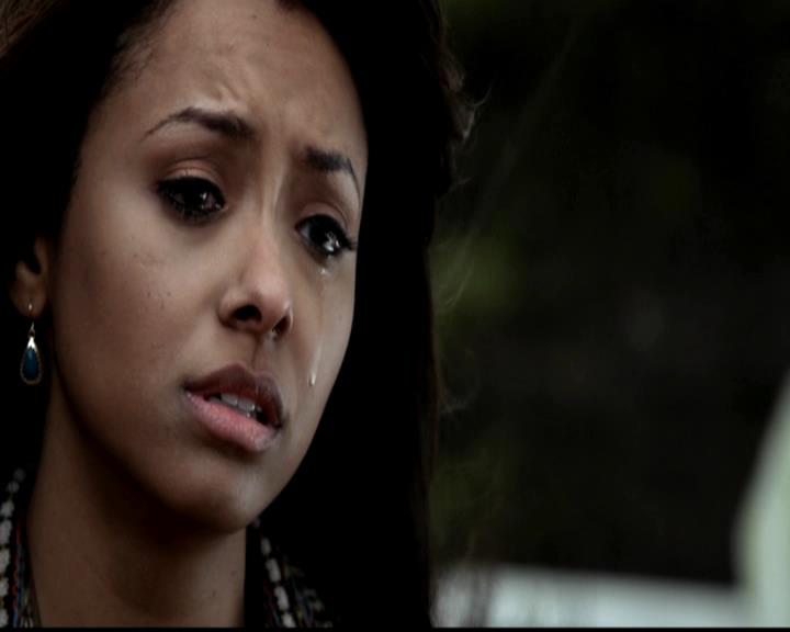 VampireDiariesWorld-dot-org_4x19PicturesOfYou0047.jpg