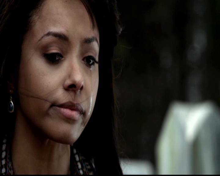 VampireDiariesWorld-dot-org_4x19PicturesOfYou0053.jpg