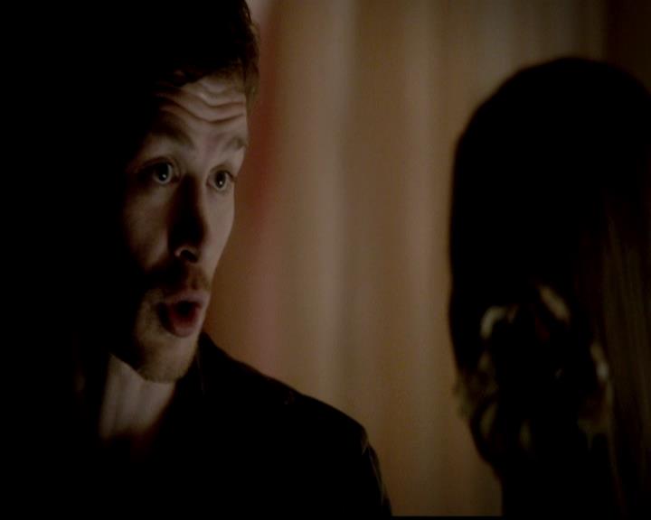 VampireDiariesWorld-dot-org_4x19PicturesOfYou1893.jpg