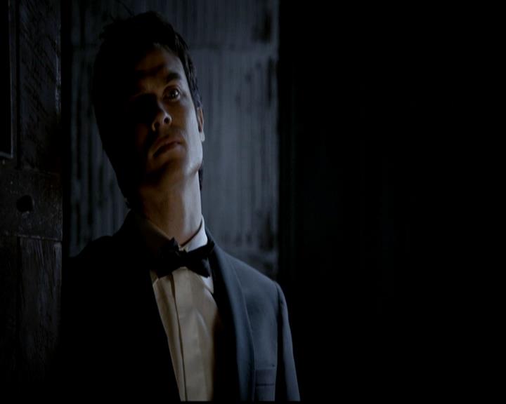 VampireDiariesWorld-dot-org_4x19PicturesOfYou2111.jpg