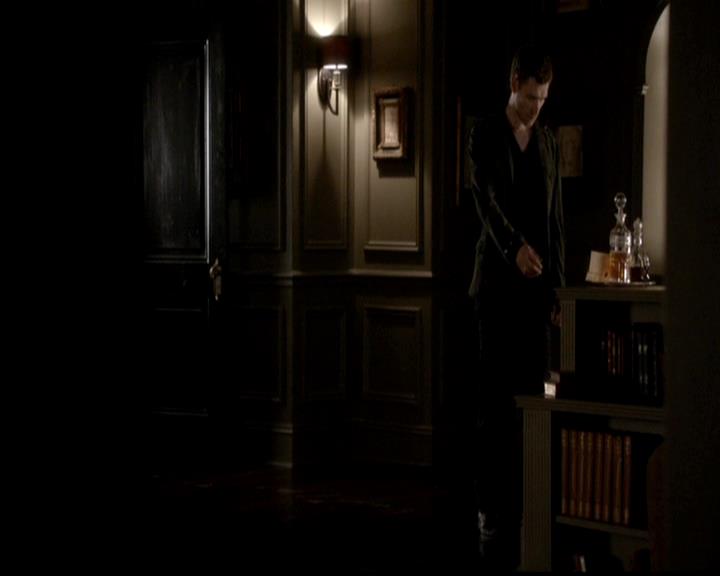 VampireDiariesWorld-dot-org_4x19PicturesOfYou2164.jpg
