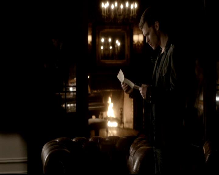 VampireDiariesWorld-dot-org_4x19PicturesOfYou2197.jpg