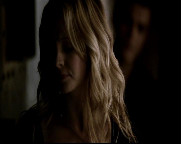 VampireDiariesWorld-dot-org_4x21ShesComeUndone0303.jpg