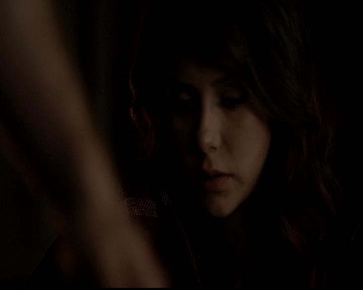 VampireDiariesWorld-dot-org_4x21ShesComeUndone2174.jpg