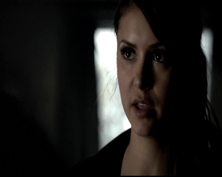 VampireDiariesWorld-dot-org_4x22TheWalkingDead0020.jpg