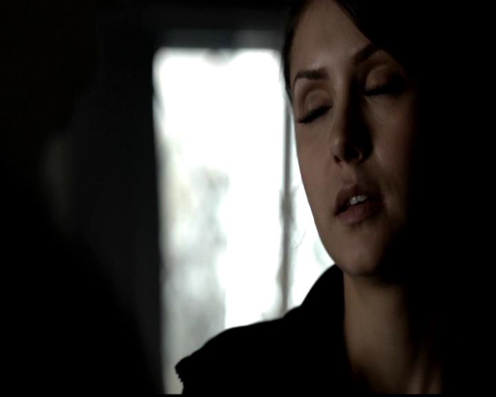 VampireDiariesWorld-dot-org_4x22TheWalkingDead0031.jpg