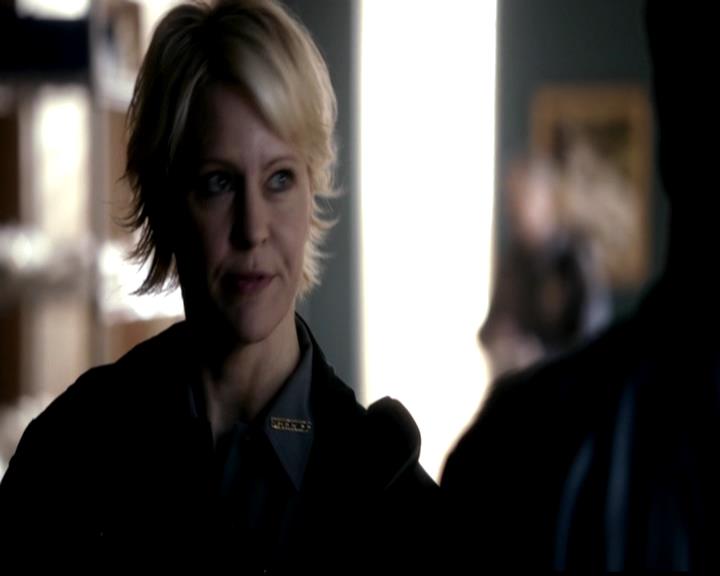 VampireDiariesWorld-dot-org_4x22TheWalkingDead0285.jpg
