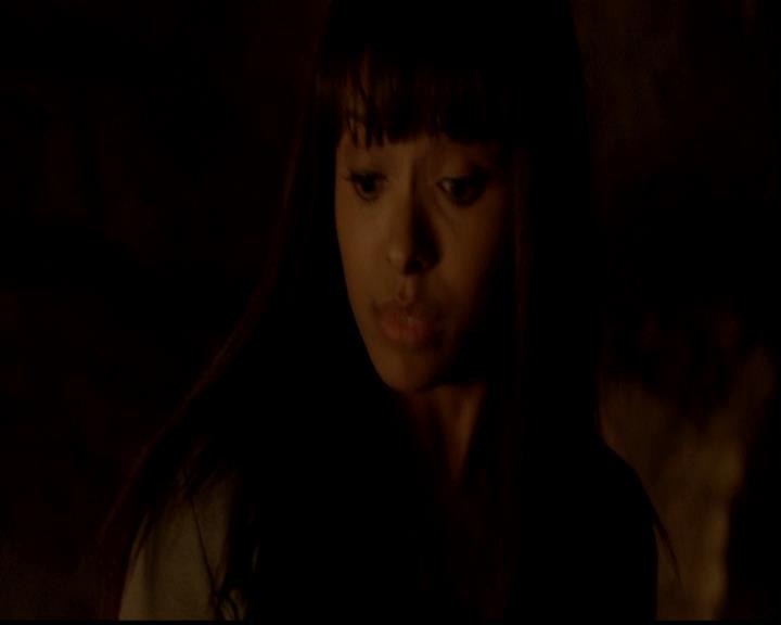 VampireDiariesWorld-dot-org_4x22TheWalkingDead2286.jpg