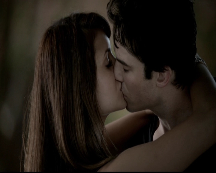VampireDiariesWorld-dot-org_5x02TrueLies2206.jpg