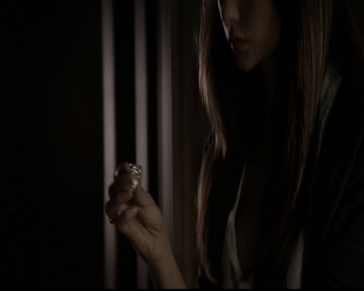 VampireDiariesWorld-dot-org_5x03OriginalSin0146.jpg