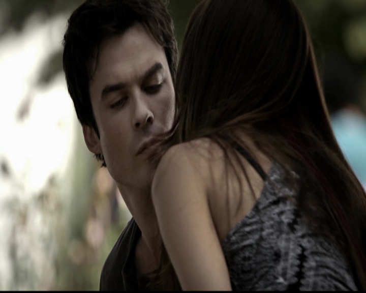 VampireDiariesWorld-dot-org_5x05MontersBall0237.jpg