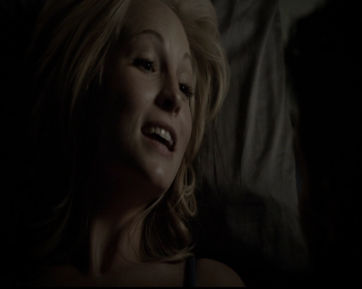 VampireDiariesWorld-dot-org_5x05MontersBall0282.jpg