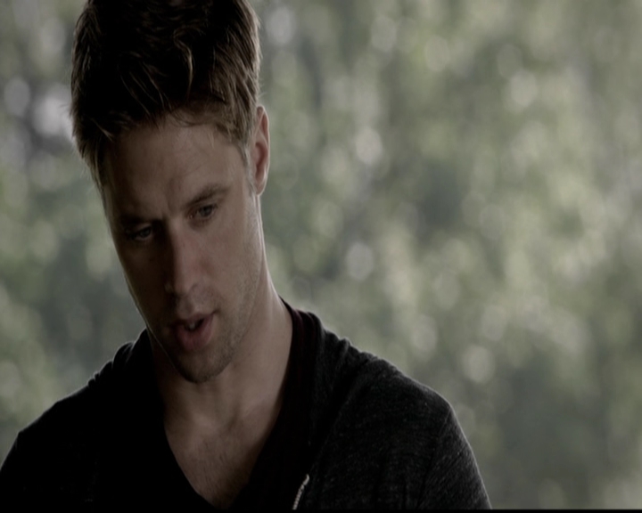 VampireDiariesWorld-dot-org_5x05MontersBall0356.jpg
