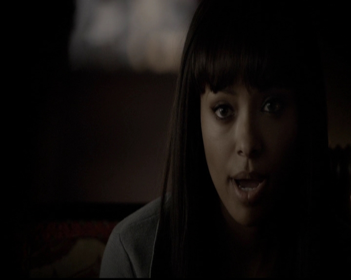 VampireDiariesWorld-dot-org_5x05MontersBall0570.jpg