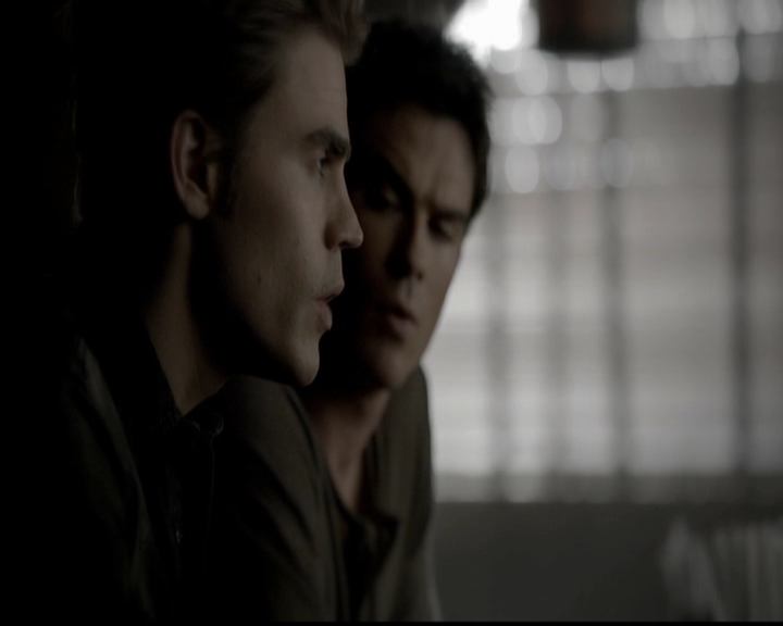 VampireDiariesWorld-dot-org_5x05MontersBall0591.jpg