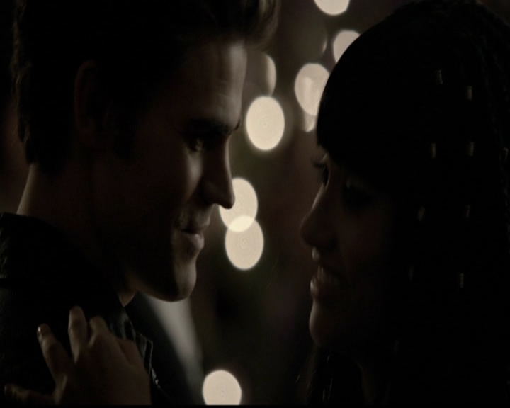 VampireDiariesWorld-dot-org_5x05MontersBall1265.jpg