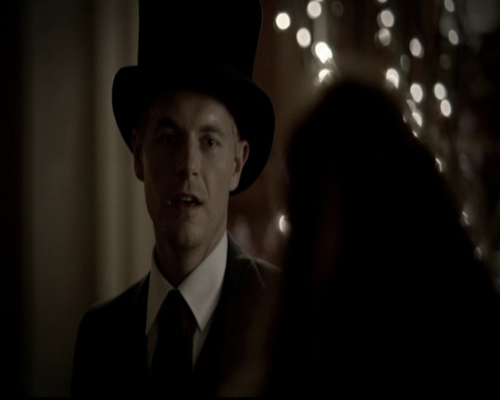 VampireDiariesWorld-dot-org_5x05MontersBall1497.jpg