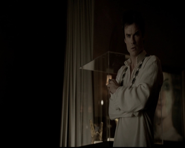 VampireDiariesWorld-dot-org_5x05MontersBall1715.jpg