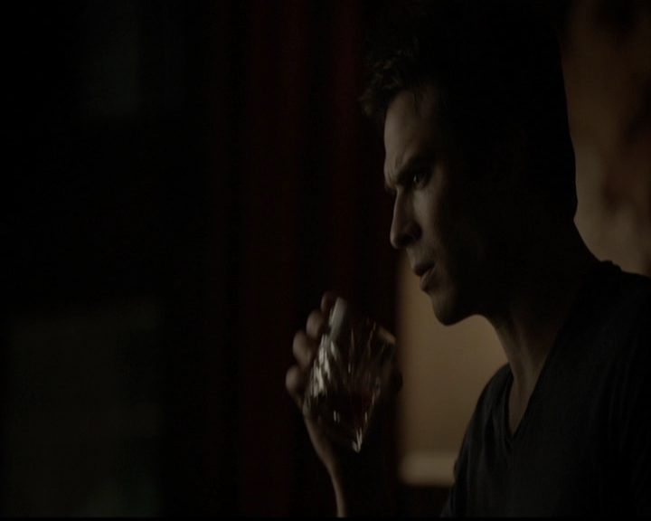 VampireDiariesWorld-dot-org_5x05MontersBall2148.jpg