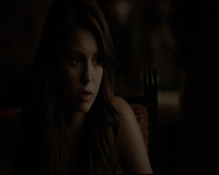 VampireDiariesWorld-dot-org_5x05MontersBall2164.jpg