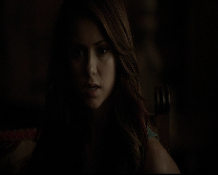 VampireDiariesWorld-dot-org_5x05MontersBall2182.jpg