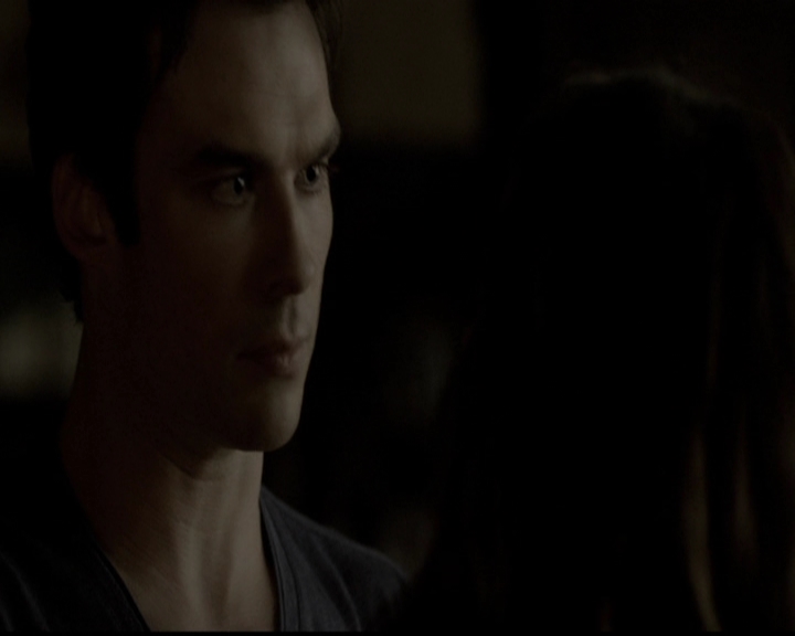 VampireDiariesWorld-dot-org_5x05MontersBall2219.jpg