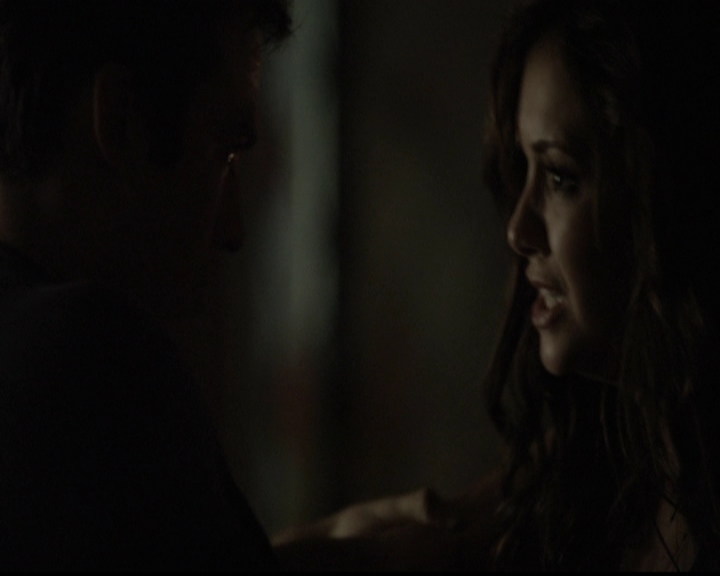 VampireDiariesWorld-dot-org_5x05MontersBall2233.jpg