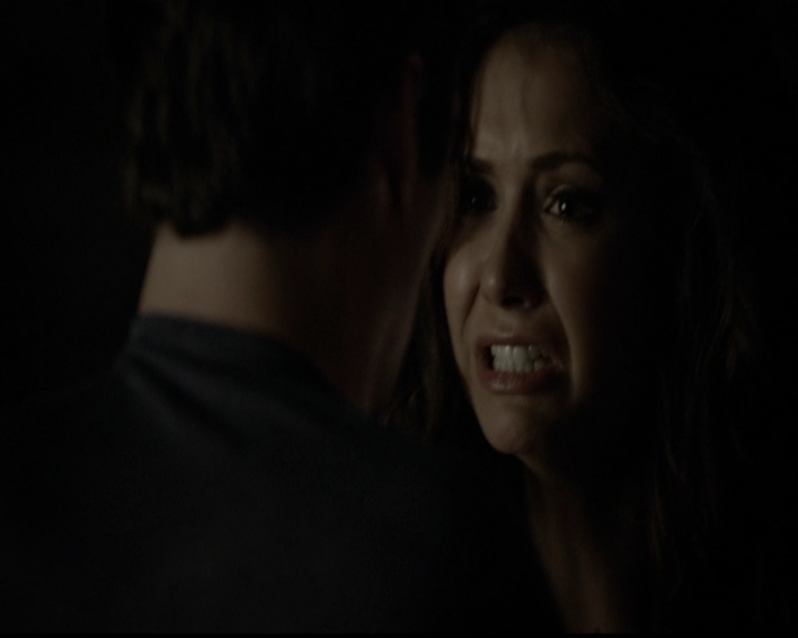VampireDiariesWorld-dot-org_5x05MontersBall2234.jpg